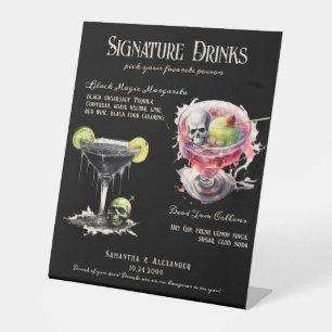 Gothic Wedding Whimsigoth 3 Signature Drinks unter Sockelschild