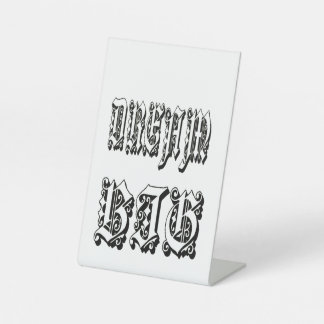 gotische Blackletter-Typografie Sockelschild