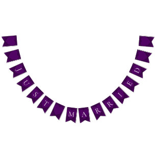 Gotische Hochzeitsjagd mit lila und schwarzem Herz Wimpelkette