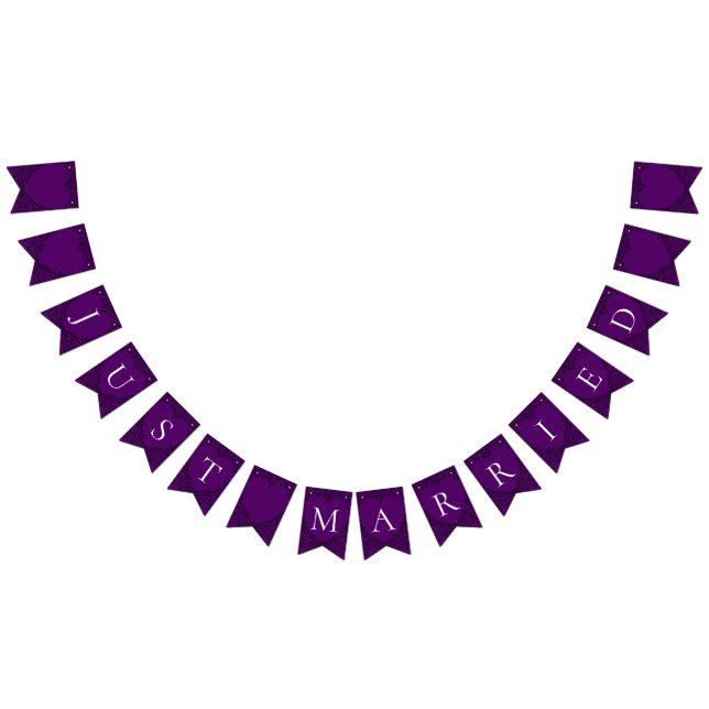 Gotische Hochzeitsjagd mit lila und schwarzem Herz Wimpelkette (Alle)