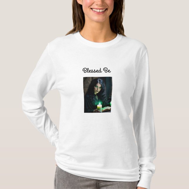 Gotische Hübsche Hexe, dunkles Thema T-Shirt (Vorderseite)