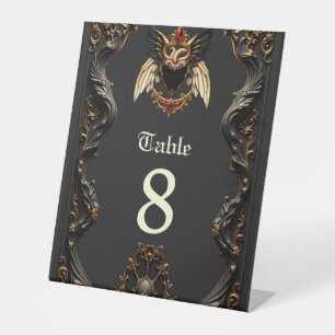 Gotische Romantik, Im Schatten der Liebe. Sockelschild