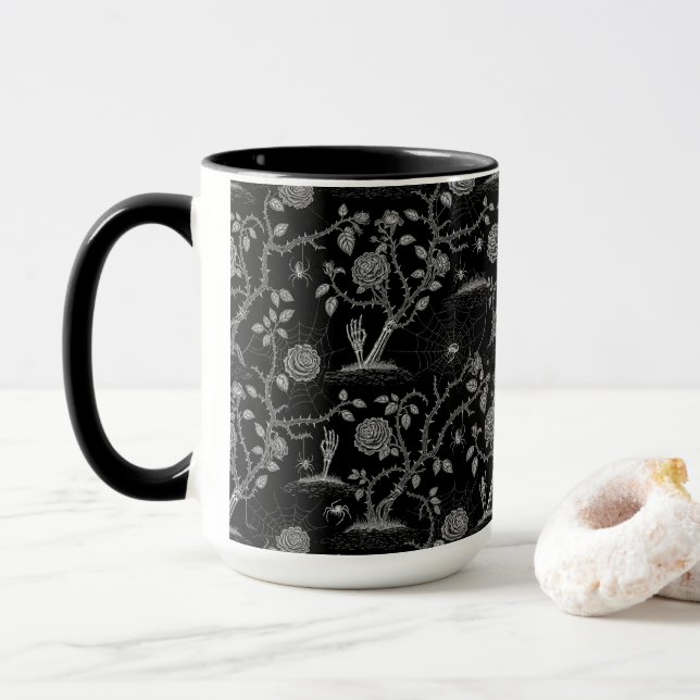 Gotische Rose und Knochenmuster Tasse (Mit Donut)