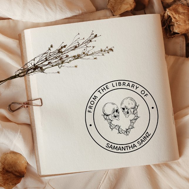Gotische Skulls dunkel aus der Bibliothek des Buch Gummistempel (Von Creator hochgeladen)