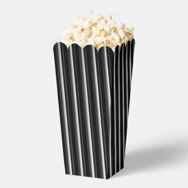 Gotische Streifen Geschenkschachtel (Geplatzt)