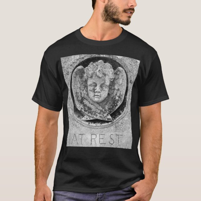 Gotischer "an der ERHOLUNG" Engel-T - Shirt (Vorderseite)