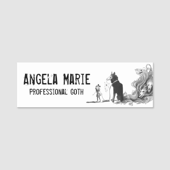 Gotisches Mädchen und ihr dunkler GeschöpfNametag Namensschild (Vorderseite)