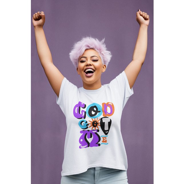 Gott Got mir Retro Christlicher Glaube T-Shirt (Bold retro colors meet big faith energy. Wear it loud—God’s got you every step of the way.)