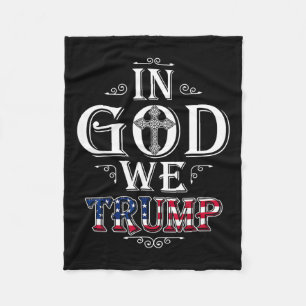 Gott Wir Trump 2024 American Flag Patriotic Christ Fleecedecke