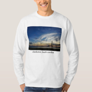 Götter in Arthur Ravenel T-Shirt
