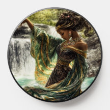 Göttin verzaubern durch magischen Wasserfall