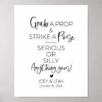 Grab a Prop Strike a Pose Foto Booth Sign