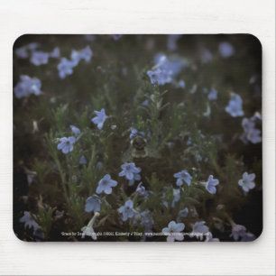 Grace für Bienen Mousepad