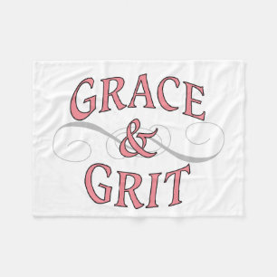 Grace & Grit Worte in Rosa & Grau Fleecedecke