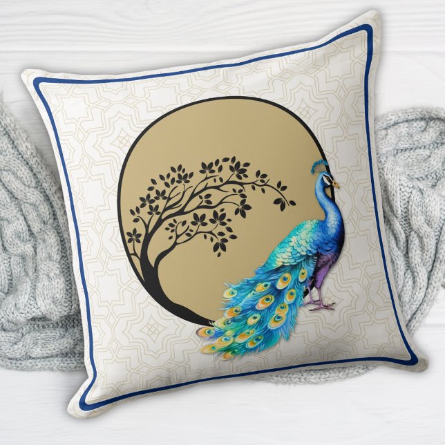 Graceful Peacock Decorative Throw Kissen (Von Creator hochgeladen)