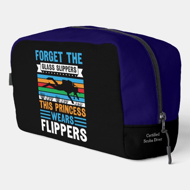 Graceful Scuba Diver in Underwater Bliss Waschbeutel (Rechte Ecke)