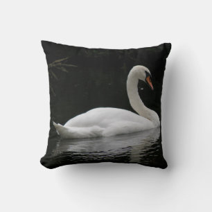 Graceful White Swan Pillow Kissen