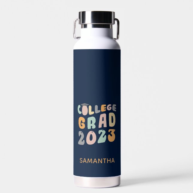 Grad 2023 Uni Grad Retro Abschluss Custom Trinkflasche (Vorne)