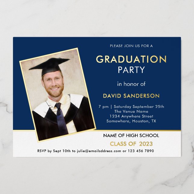 Grad 2025 Graduation Party Foto Navy White Gold Folieneinladung (Vorderseite)