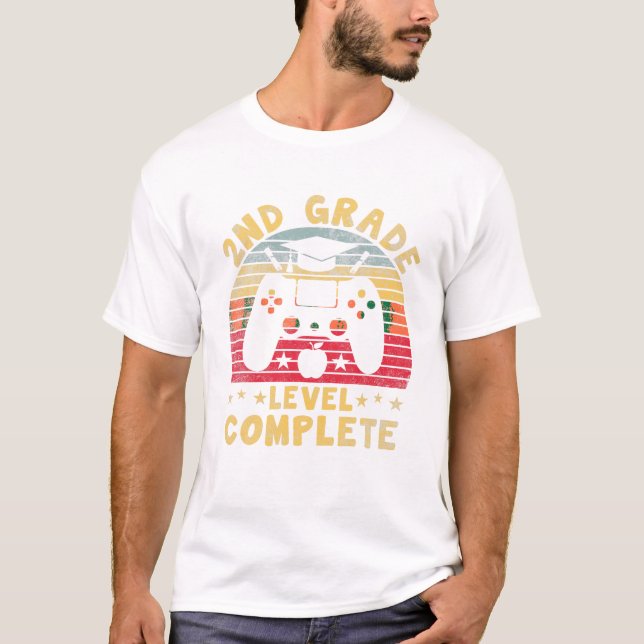 Grad abgeschlossen T-Shirt (Vorderseite)