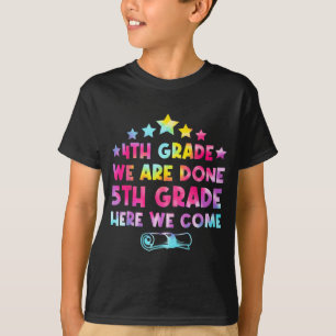 Grad Abschluss Gefärbte Krawatte 5. Klasse Hier ko T-Shirt