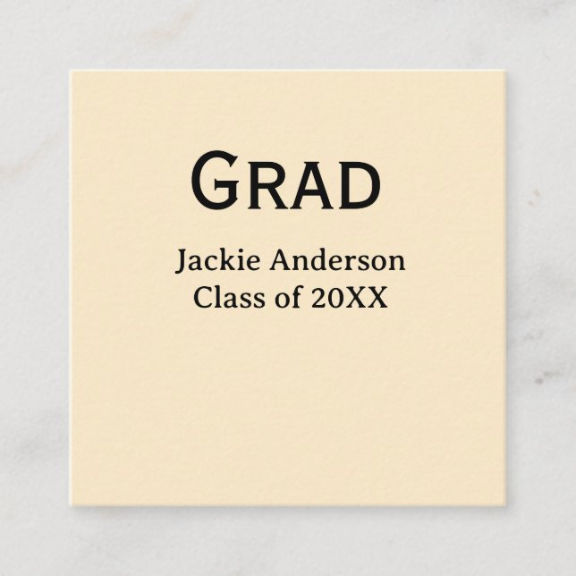 Grad bold letter name class of 20XX yellow pastel  Quadratische Visitenkarte (Vorderseite)