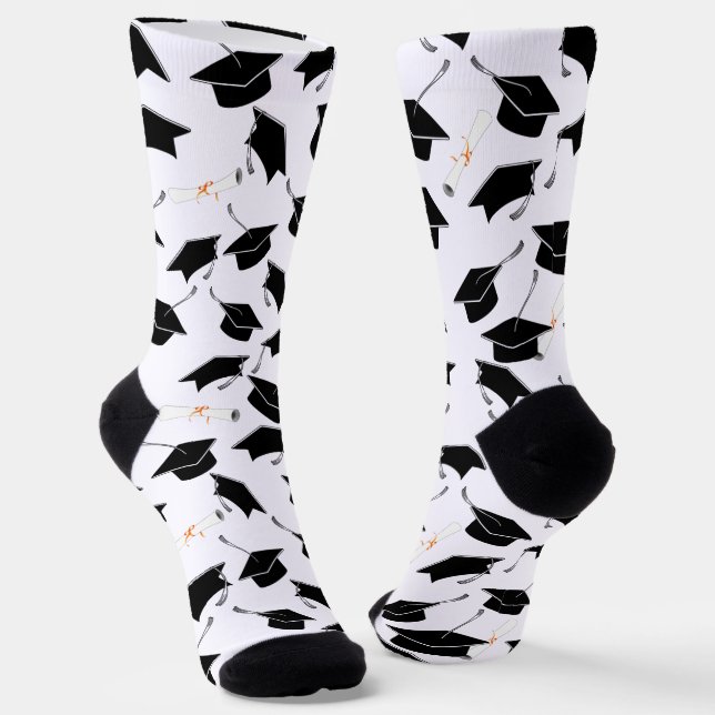 Grad-Cap-Diplomas-Muster-Abschluss Socken (Gewinkelt)