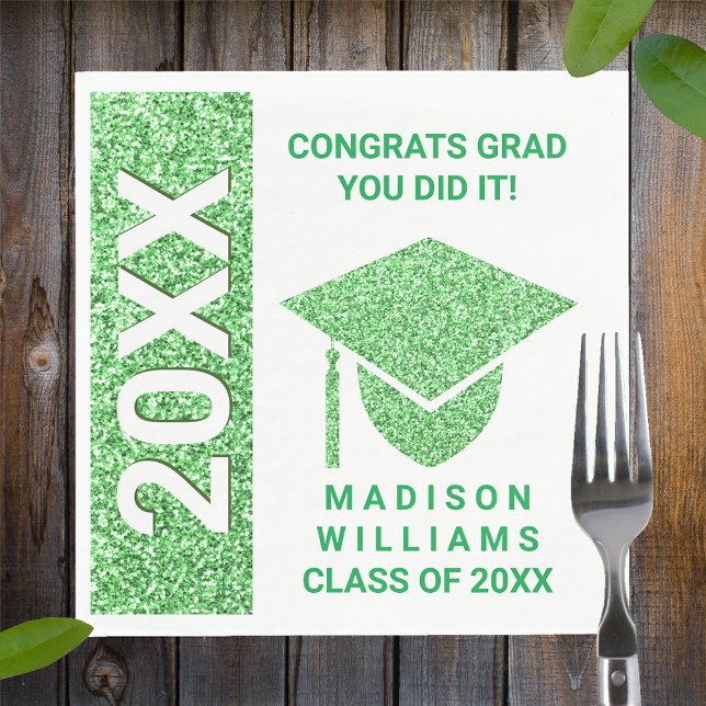 Grad Glam Green Cap Typografie Einfaches Party Serviette (Von Creator hochgeladen)