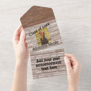 Grad Graffiti Foto auf urbaner Backsteinmauer  All In One Einladung