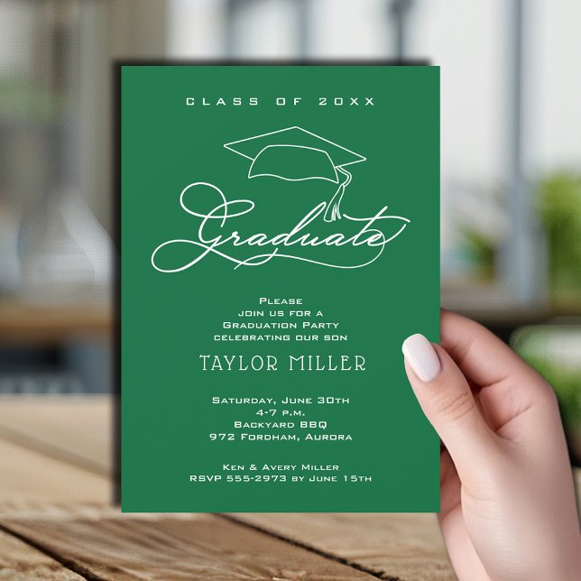 Grad Hat Green Graduation Party Einladung (Elegant white script and grad hat green graduation party invitations)