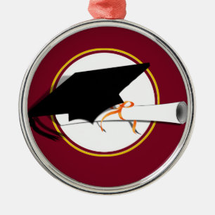 Grad Kappe mit Schulfarben rot und Gold Silbernes Ornament