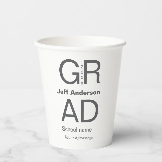 Grad Typografie Moderner Abschluss einfach minimal Pappbecher (Vorderseite)