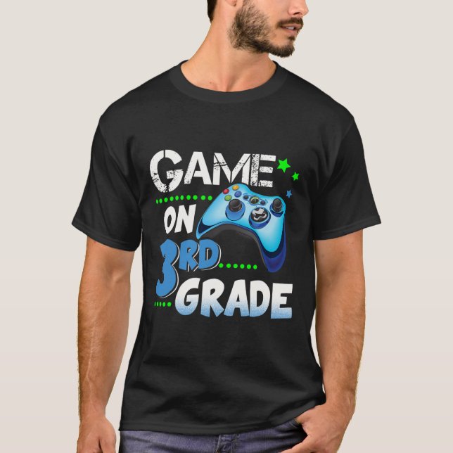 Grade Fun Game auf 3. Klasse Geschenk T-Shirt (Vorderseite)
