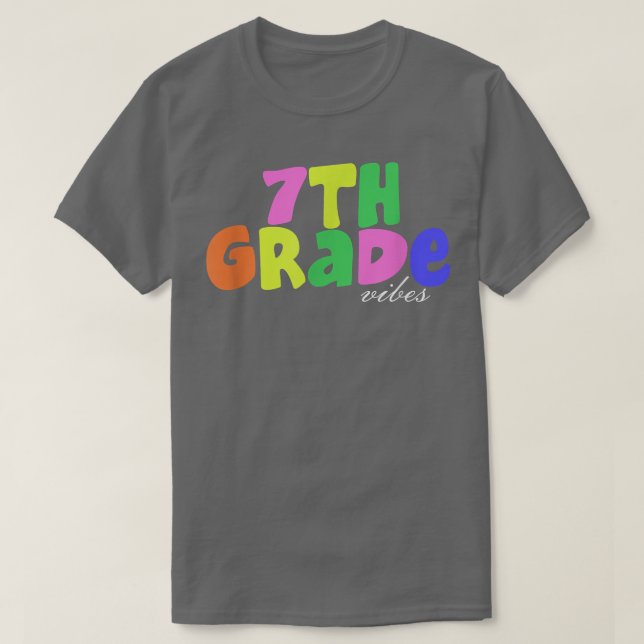 Grade vibes Retro Groovy Frauen glücklicher Erster T-Shirt (Design vorne)