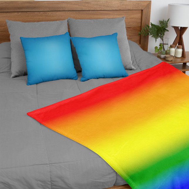 Gradient LGBTQ+ Rainbow Prilag Flag - Regenbogenfl Fleecedecke (Von Creator hochgeladen)