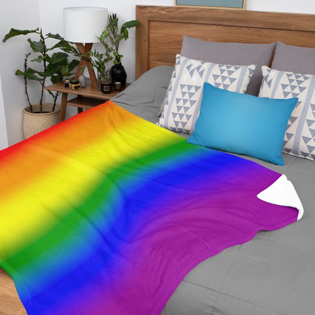Gradient LGBTQ+ Rainbow Prilag Flag - Regenbogenfl Sherpadecke (Von Creator hochgeladen)