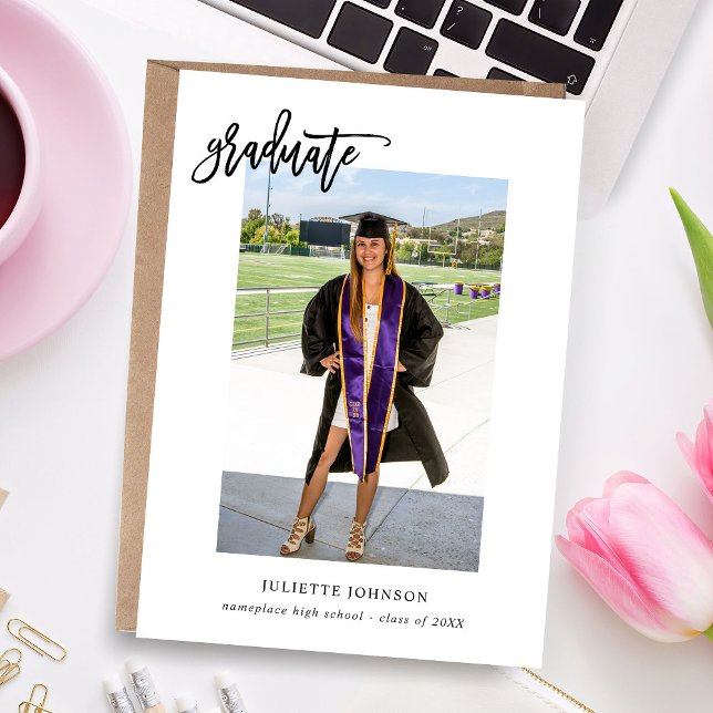 Graduate Calligraphy 2v Foto Ankündigung (Von Creator hochgeladen)