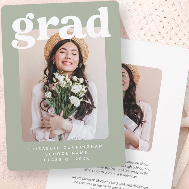 Graduate Class of 20XX Moderner Foto Abschluss Ankündigung (Von Creator hochgeladen)