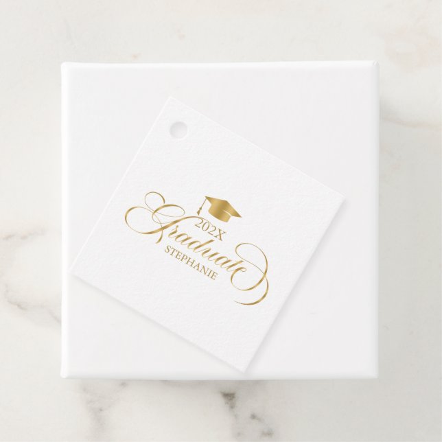Graduate Elegant Gold Script Typografie Geschenkanhänger (Beispiel)