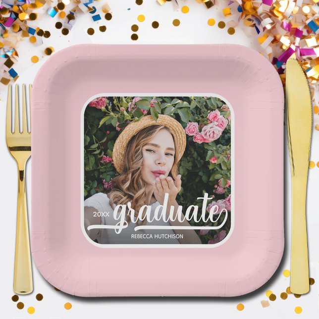 Graduate Foto Bold Script Pink Abschluss Pappteller (Photo graduation pink square paper plates)