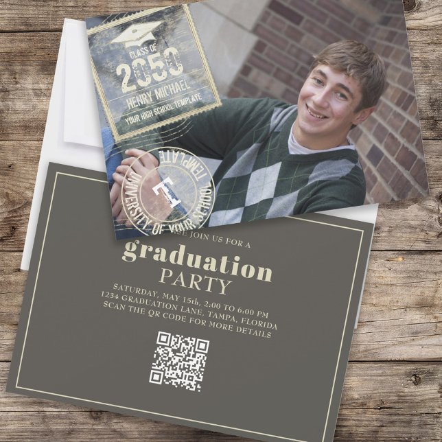 Graduate Foto Modernes Gold Cool Grad Briefmarke Q Einladung (Von Creator hochgeladen)