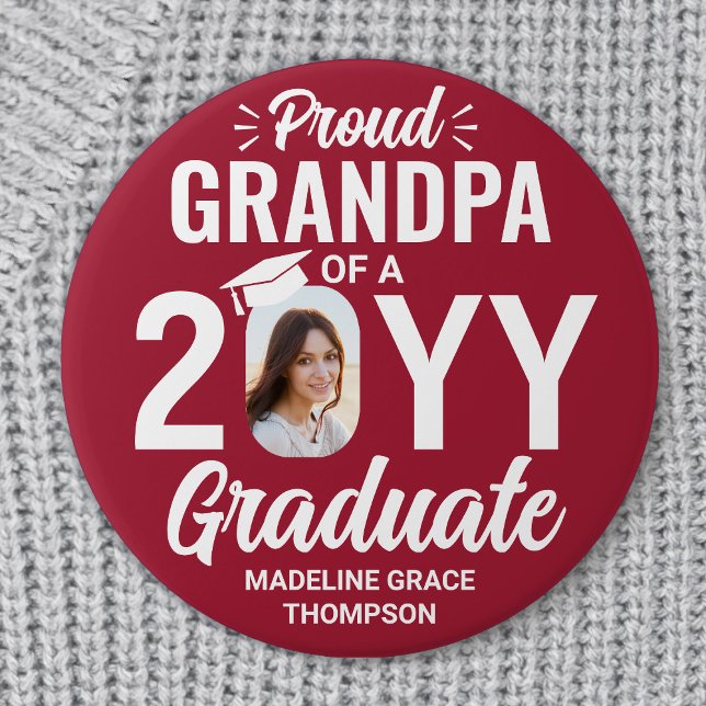 Graduate Foto Proud Grandpa Moderne Rot und Weiß Button (Von Creator hochgeladen)