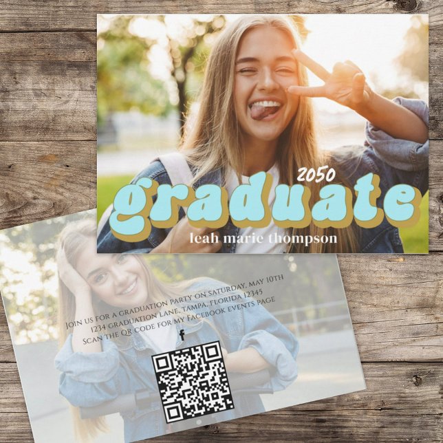 Graduate Fotovorlage Retro Blue Typografie Einladung (Von Creator hochgeladen)
