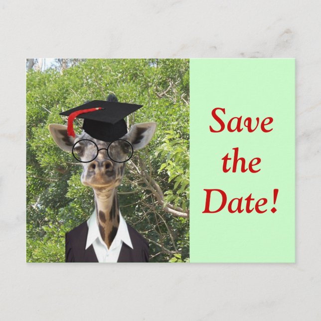 Graduate Giraffe Red Tassel Ankündigungspostkarte (Vorderseite)
