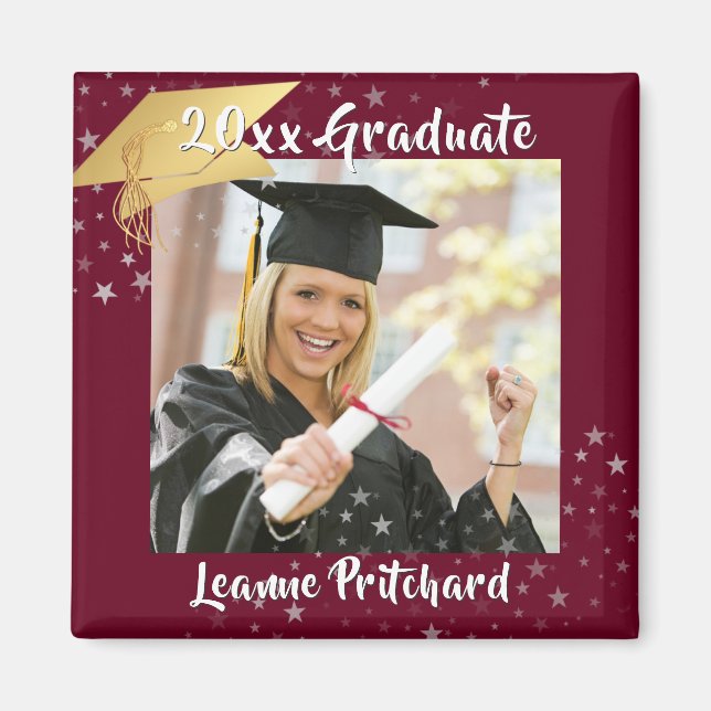 Graduate Maroon Gold Cap Brush Script Foto Stars Magnet (Vorne)