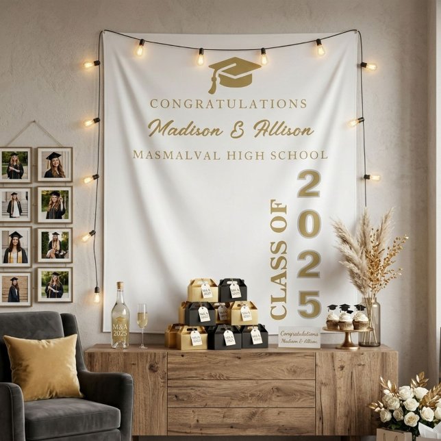 Graduate Modern Gold Script Black Twin Abschluss Wandteppich (Von Creator hochgeladen)