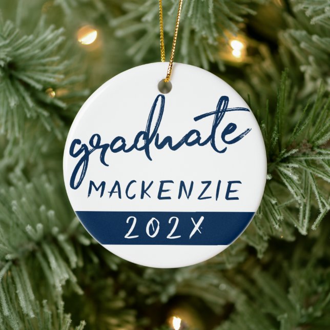 Graduate Navy Script | Dunkelblauer Brush Keepake Keramik Ornament (Baum)
