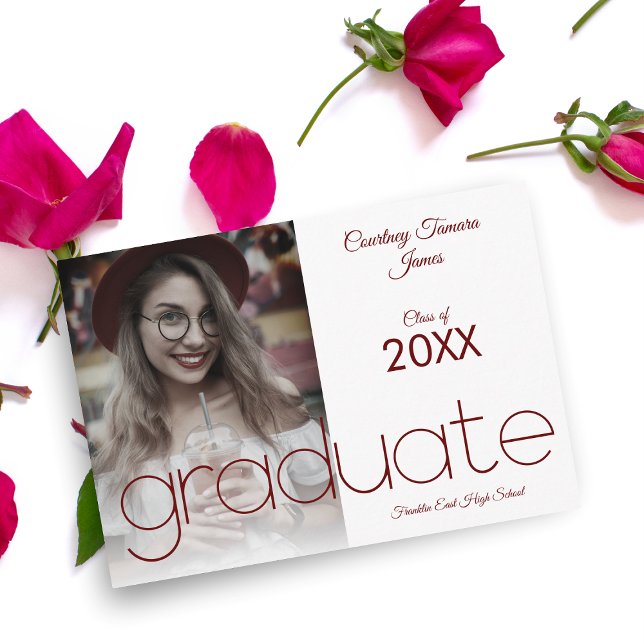 Graduate Simple Foto Modern Red Typografy Script (Von Creator hochgeladen)
