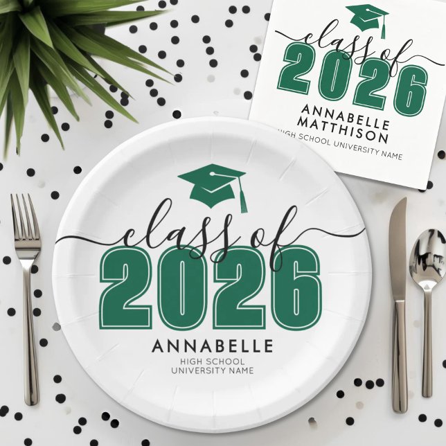 Graduate Simple Green Graduation Party Pappteller (Graduate Simple Green Graduation Party Paper Plates)