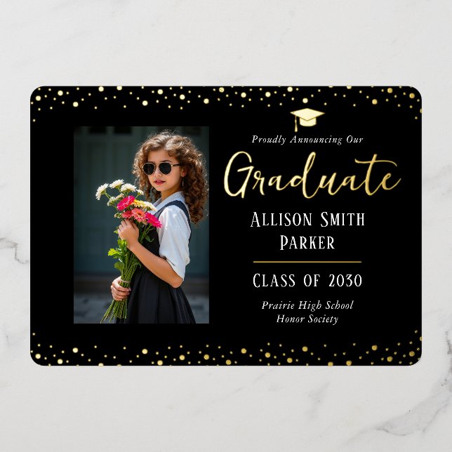 Graduation Announcement Black and Gold Photo Folieneinladung (Vorderseite)